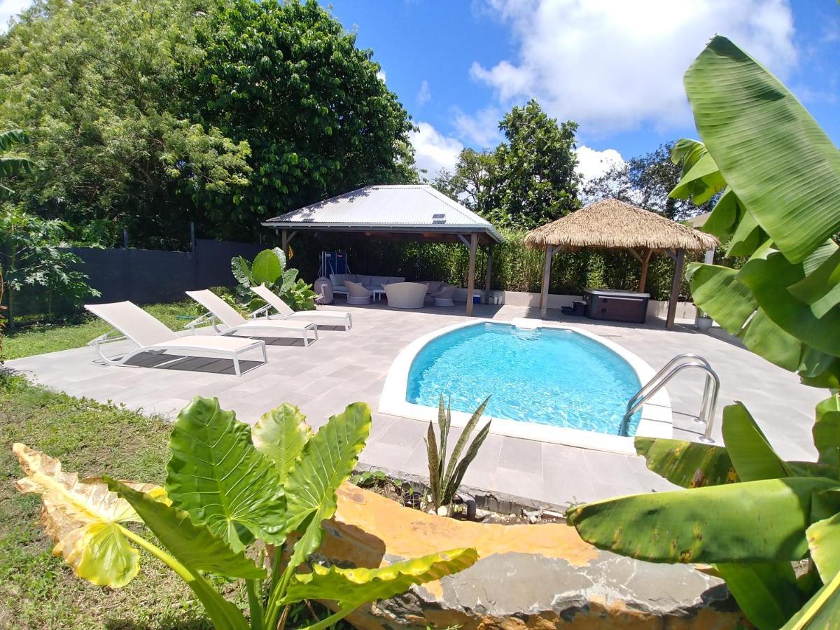 Villa Lorenza Petit-Bourg Exterior photo
